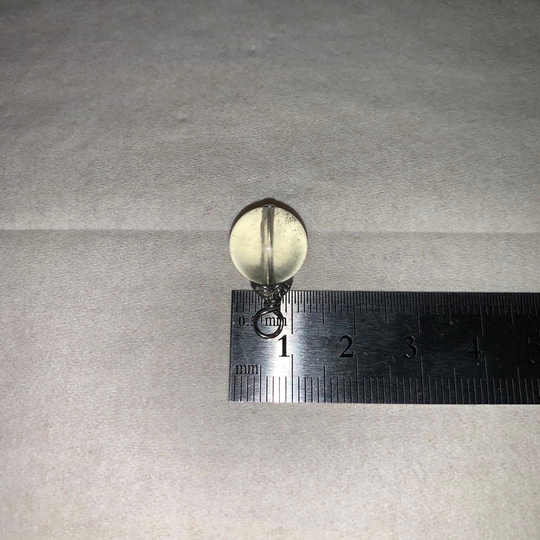 【天然石】リビアングラス　ペンダント 約1cm