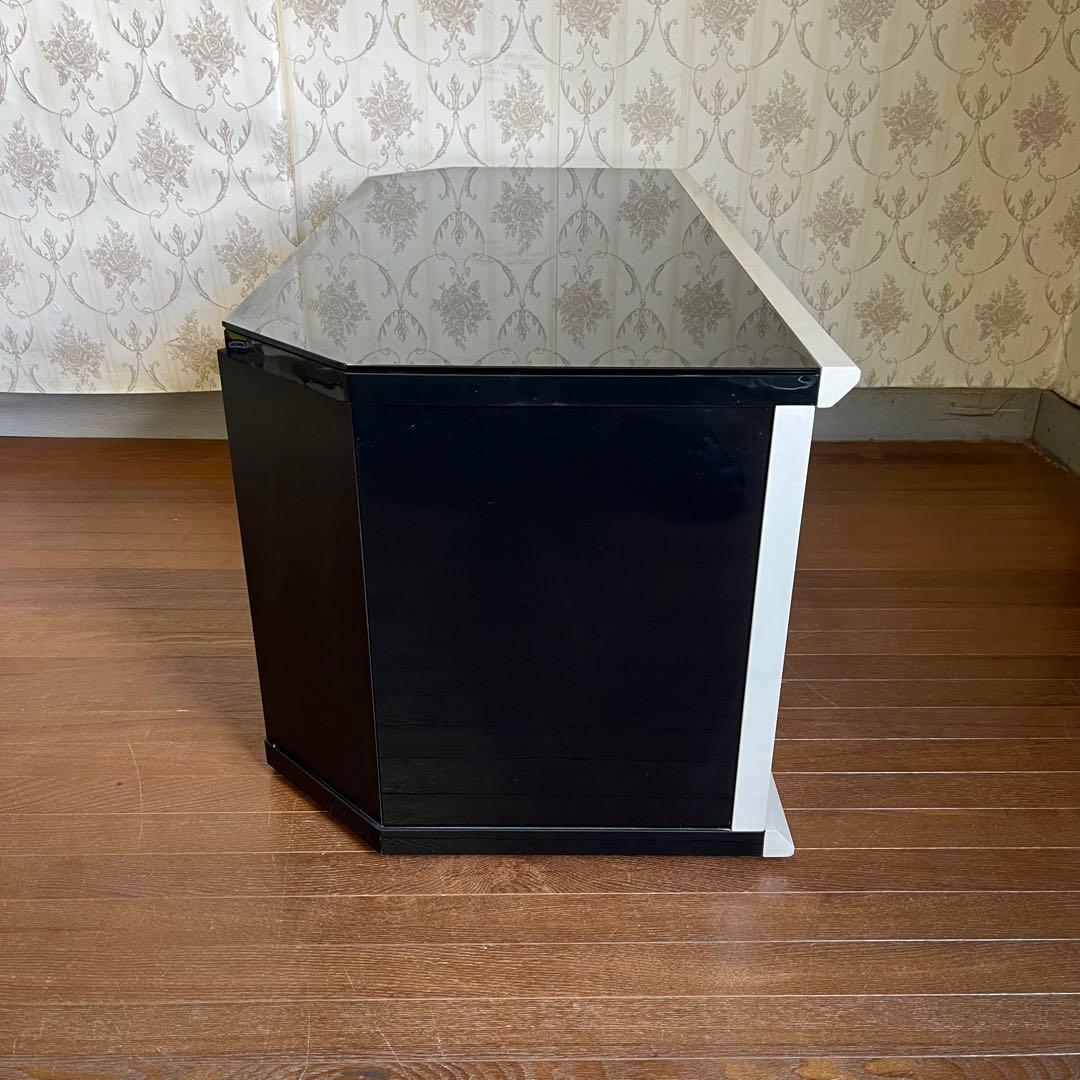 【中古品】ガラス天板 テレビボード テレビ台 キャスター付き ポストモダン