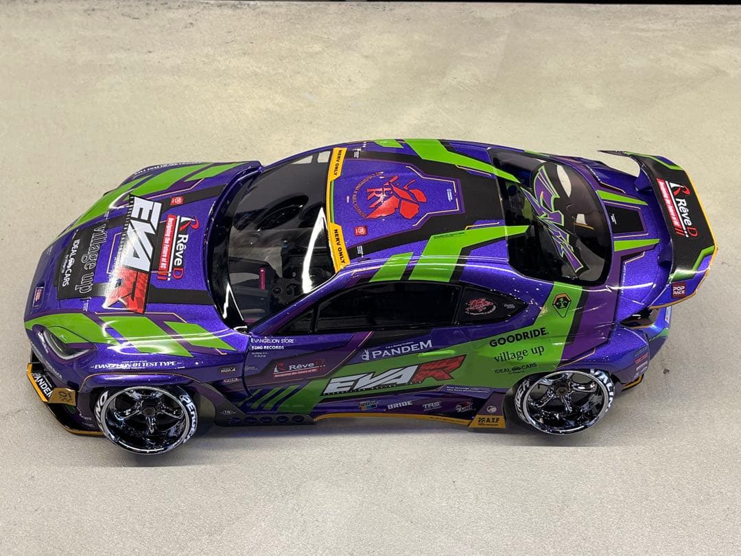 ReveD「エヴァンゲリオンレーシング GR86」リアショート加工済み