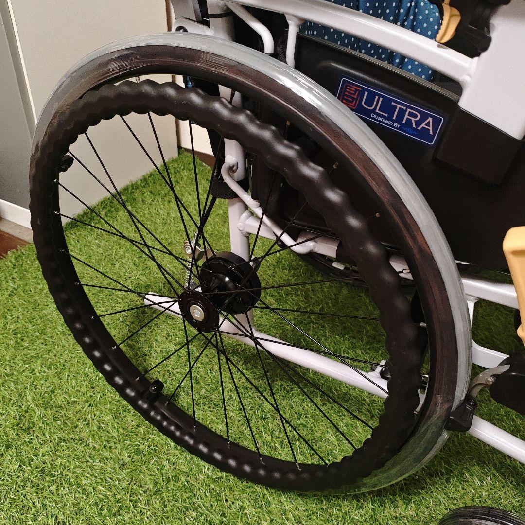 車椅子 日進医療器 多機能 ノーパンクタイヤ 自走型 NA-SU2W