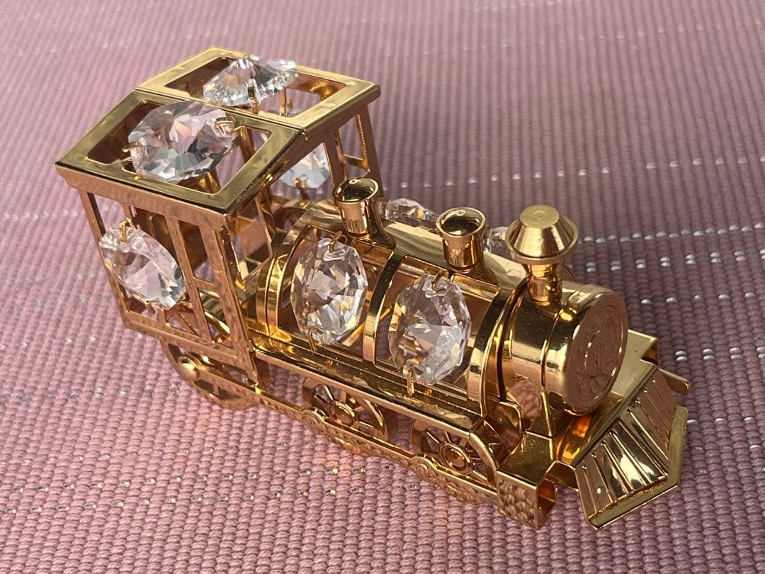 クリスタル テンプテーションズ置物7個セット　4K金メッキ