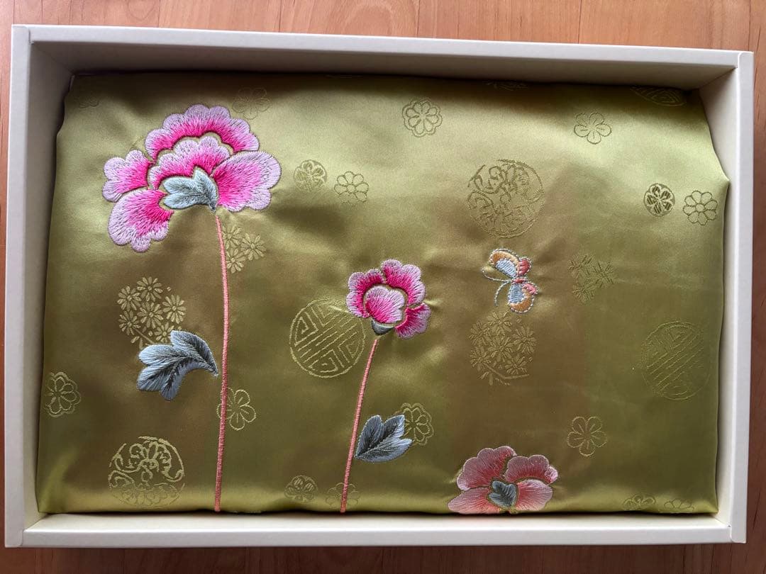 韓国 エプロン 刺繍