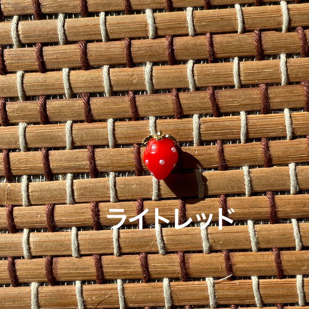 サンプル用　全35種類　8×11.5mm いちごチャーム 色見本