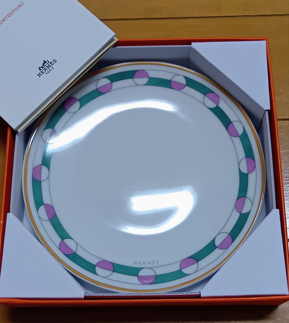 エルメス　パンプレート《アン・コントルポワン》