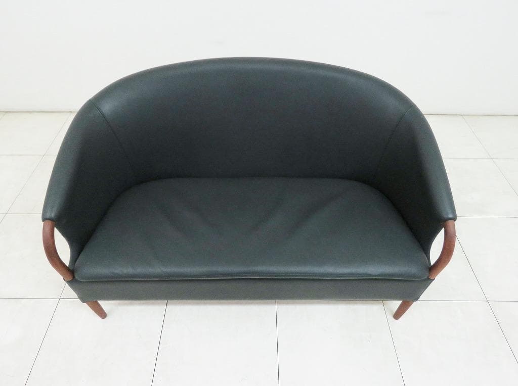 デンマーク NIELAUS&JEKI MOBLER 2人掛けソファ 本革×チーク