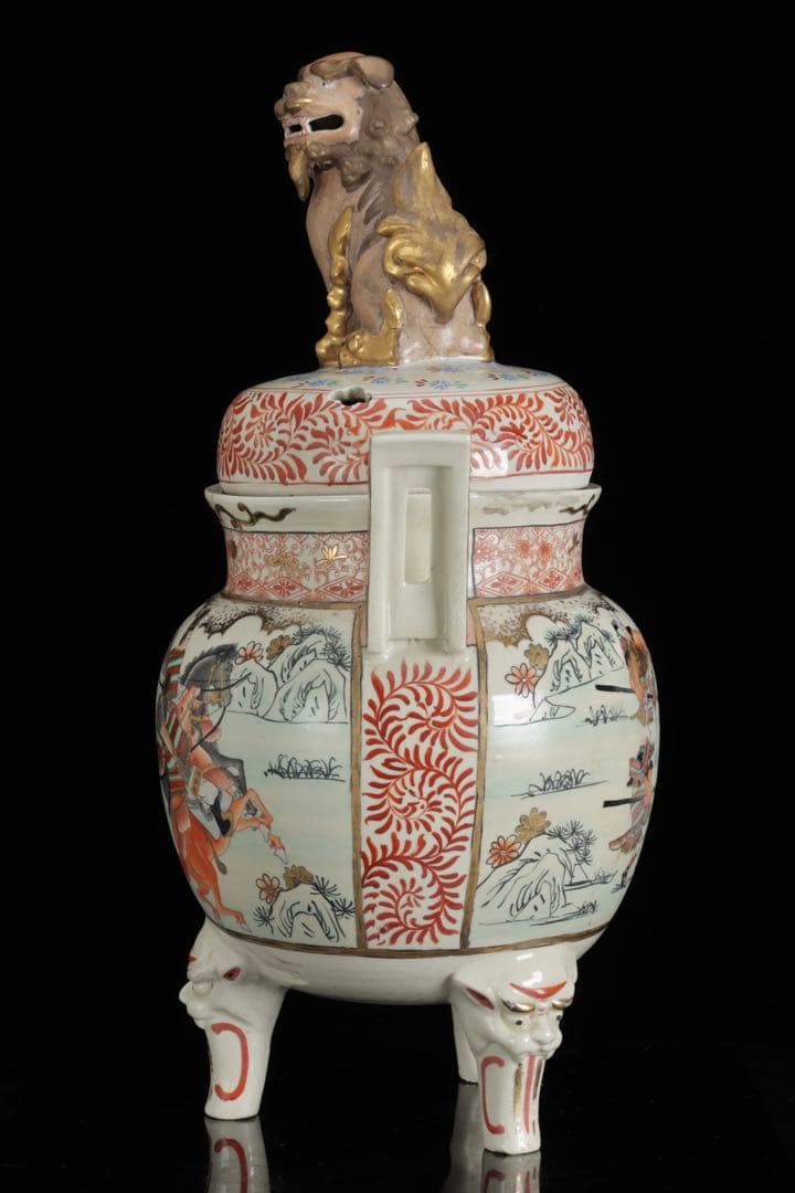 薩摩焼 丸十字家紋 金襴手色絵金彩 武者人物図 獅子摘 三足香炉 特大62cm