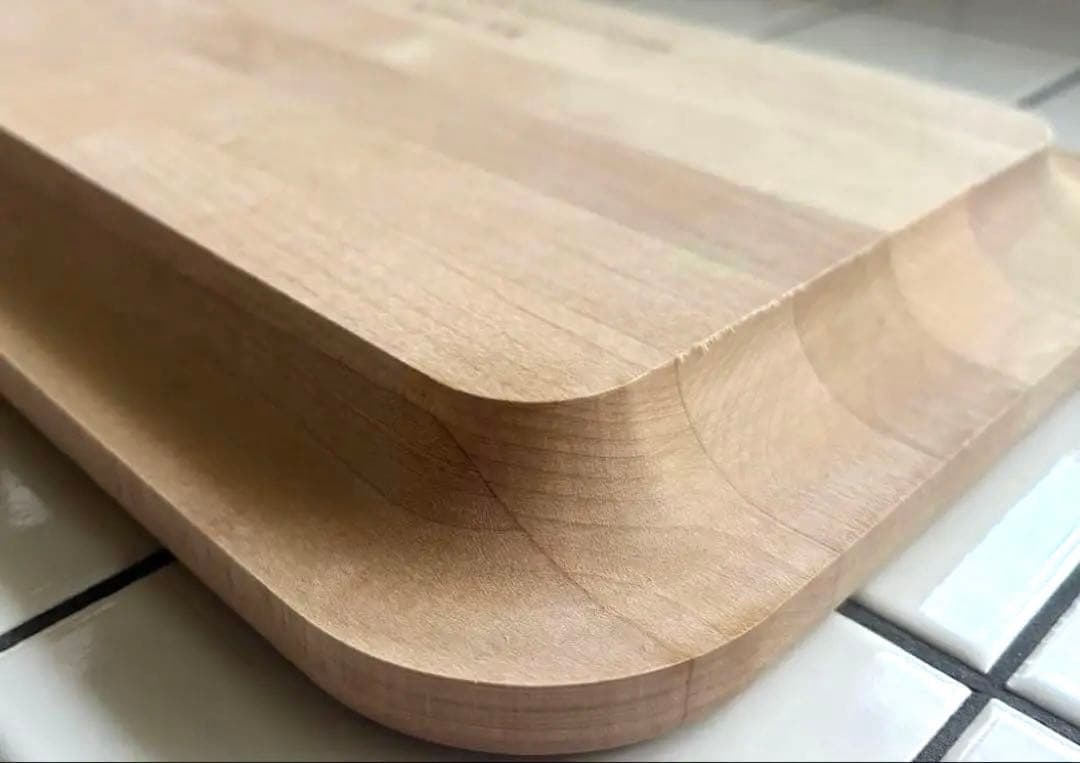 Kohler社製 木製カッティングボード （食器洗い乾燥機不可）