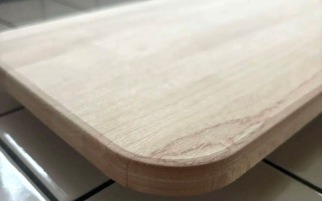 Kohler社製 木製カッティングボード （食器洗い乾燥機不可）