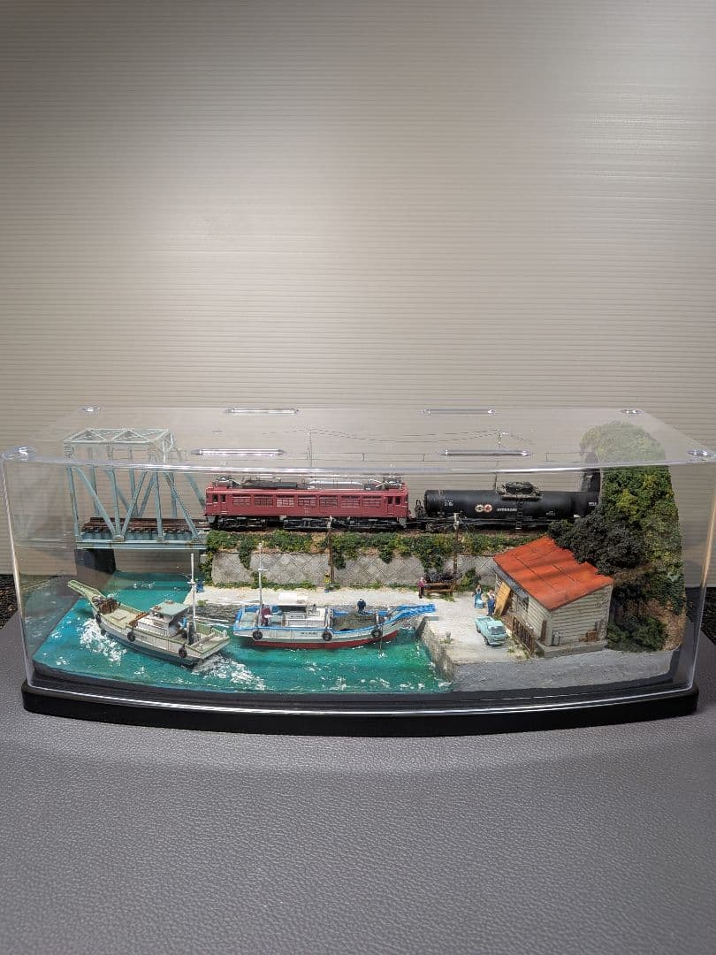 No.60鉄道Nゲージジオラマ車両、漁船、車他付き