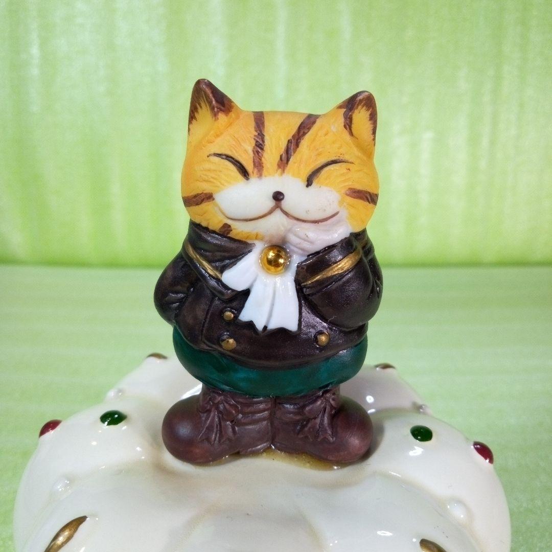 猫のフィギュア付きオルゴール　曲名:トイランド　小物入れ　陶器製？　レトロ