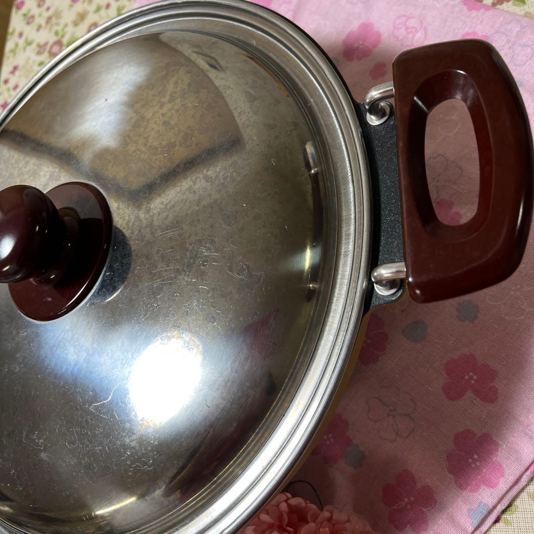 マル球産業　両手チャイナ鍋（蒸し器付き）！！