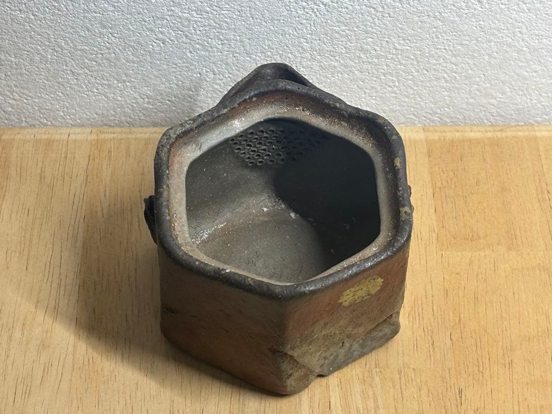 85. 備前焼 宝瓶 登り窯 梅 うめ 6角 手びねり 急須 - メルカリ