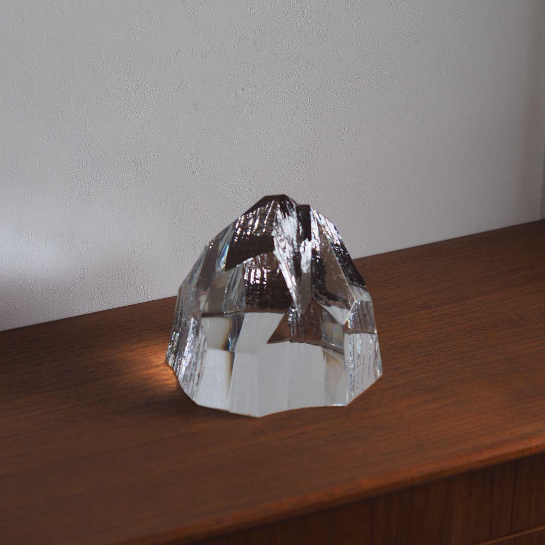 氷のオブジェ　クリスタル