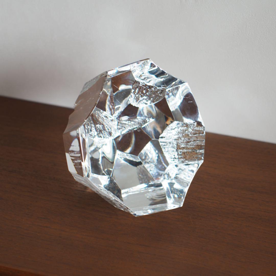 氷のオブジェ　クリスタル