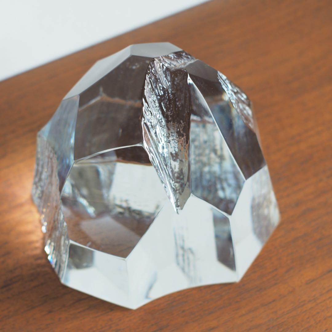 氷のオブジェ　クリスタル