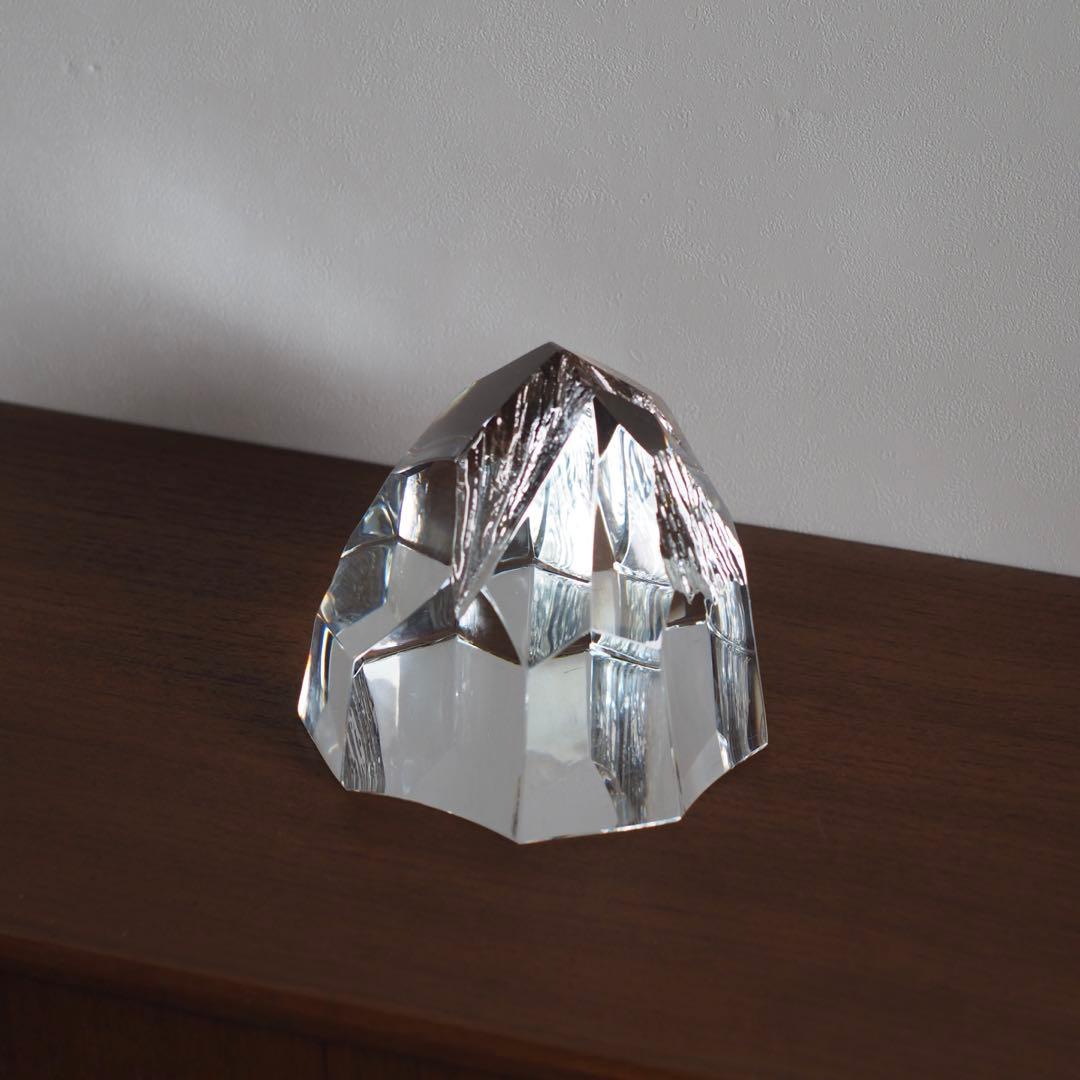 氷のオブジェ　クリスタル