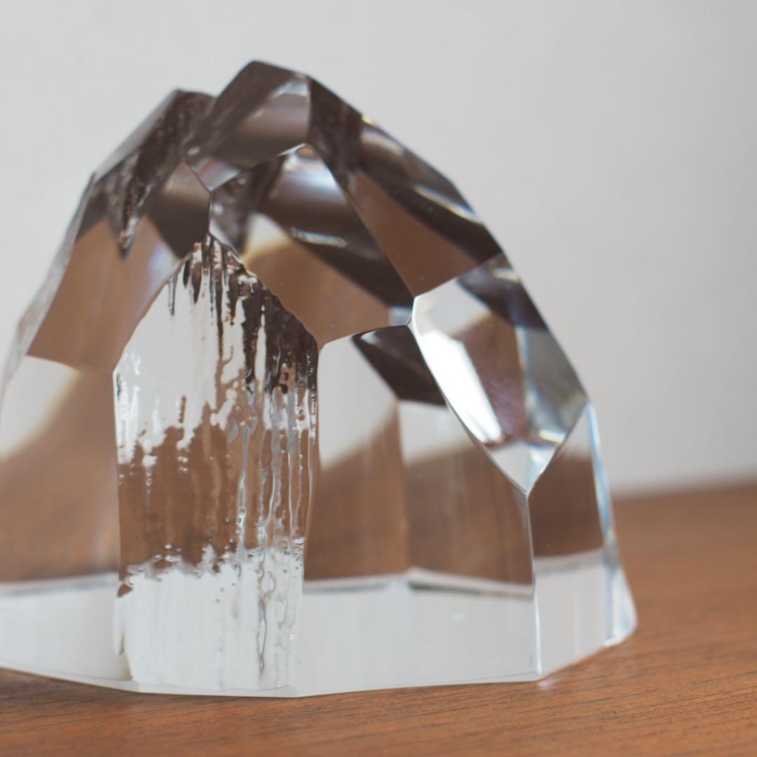 氷のオブジェ　クリスタル