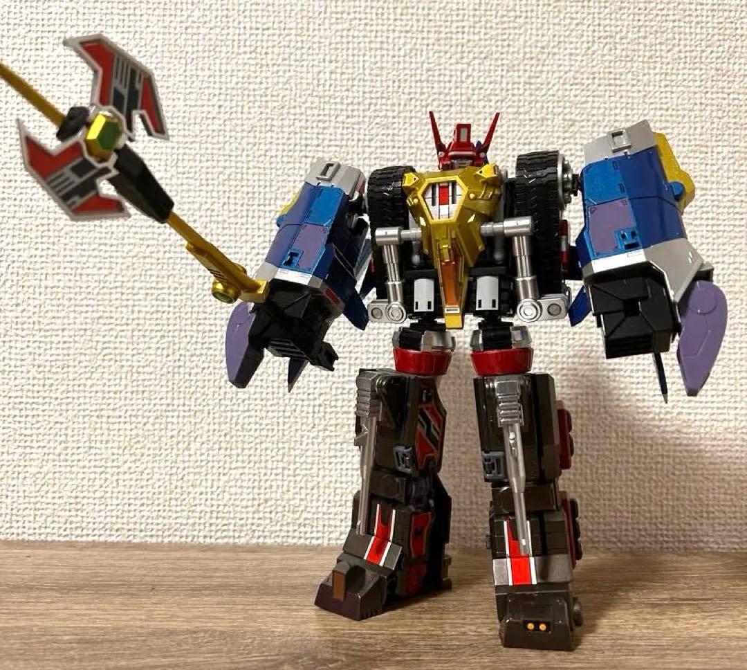 MODEROID フルパワーグリッドマン　塗装済み完成品