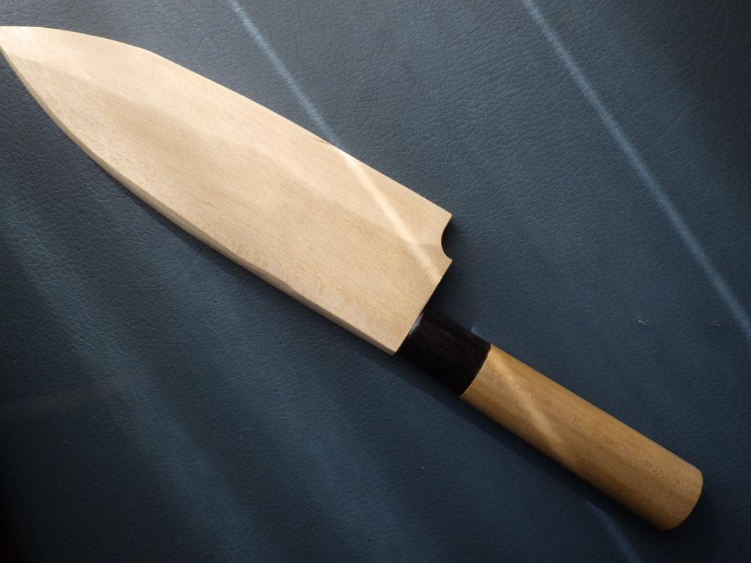 正義作☆出刃包丁・本水牛天然木柄☆㊨手研ぎ済み・堺打刃物△記名有