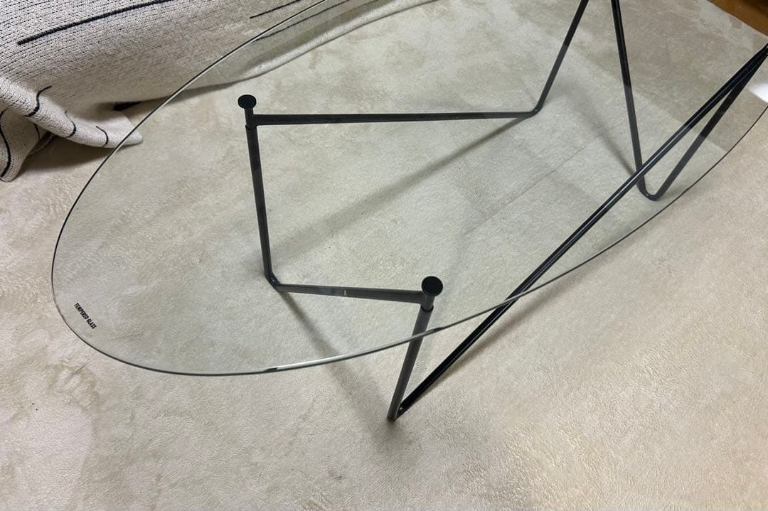 オーバルガラスセンターテーブル