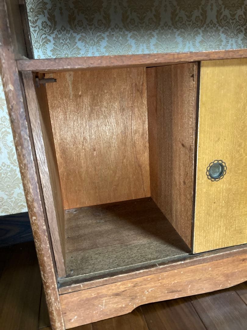 送料込【昭和レトロ アンティーク】本棚 ブックシェルフ 透かし彫り