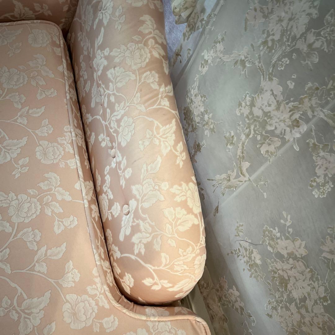 姫系 ピンク フラワーパターン カウチソファ　ロココ調　ジェニファーテイラー