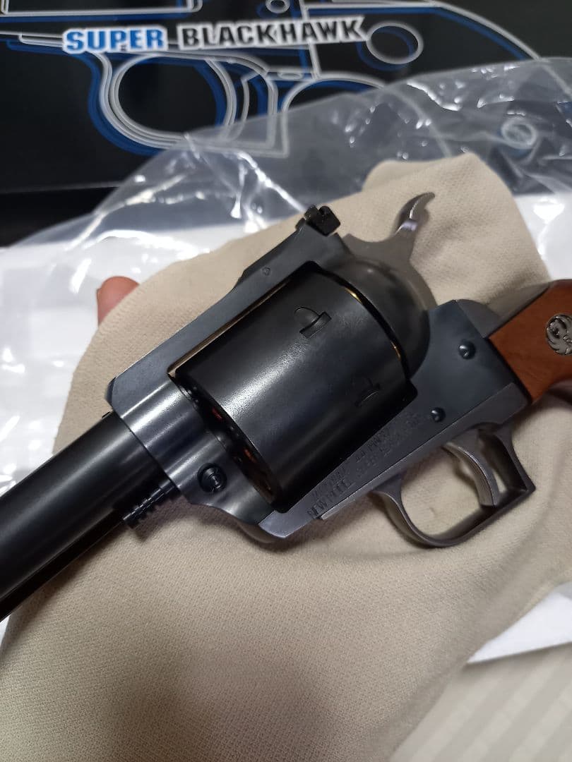 スーパーブラックホーク エクセレントHW ガスガン 4.62インチ