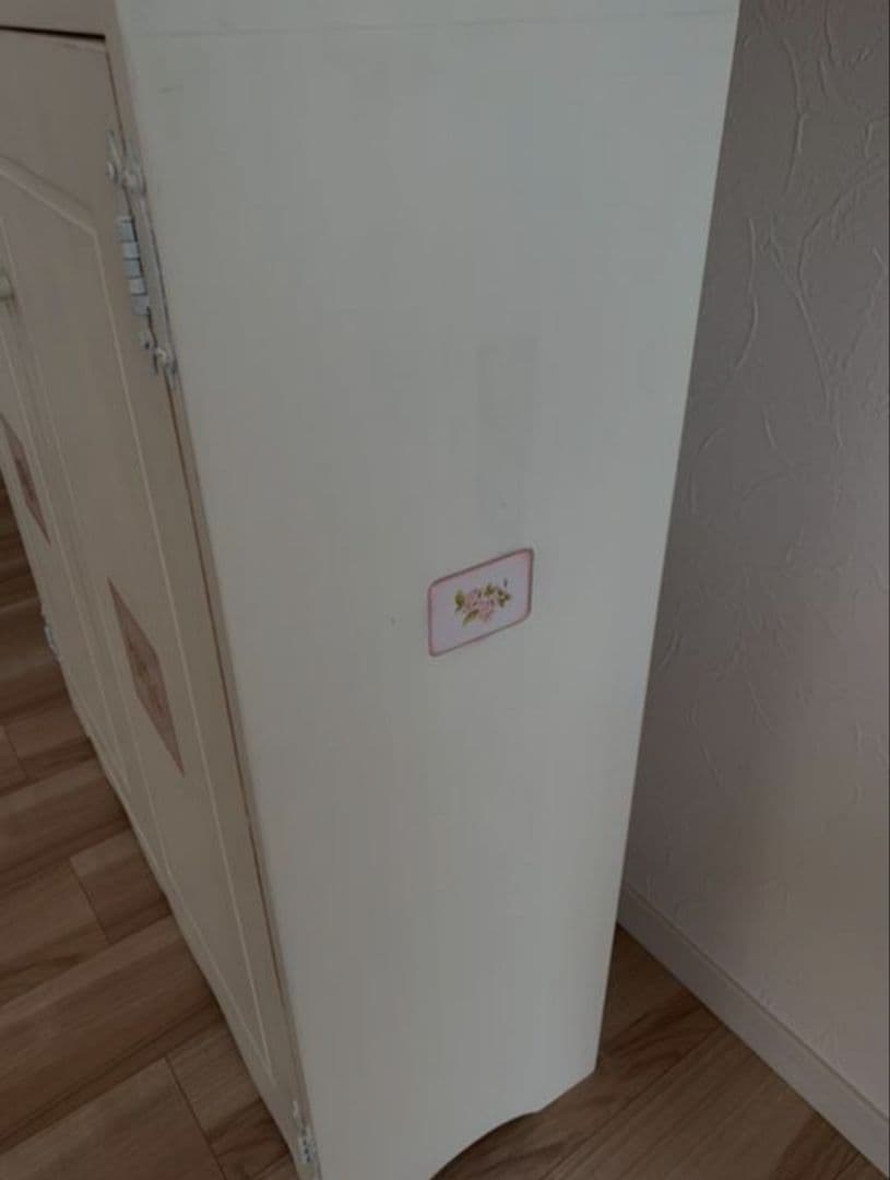 イマン、ダイアナローズ、白家具、カントリー家具フレンチカントリー家具キャビネット