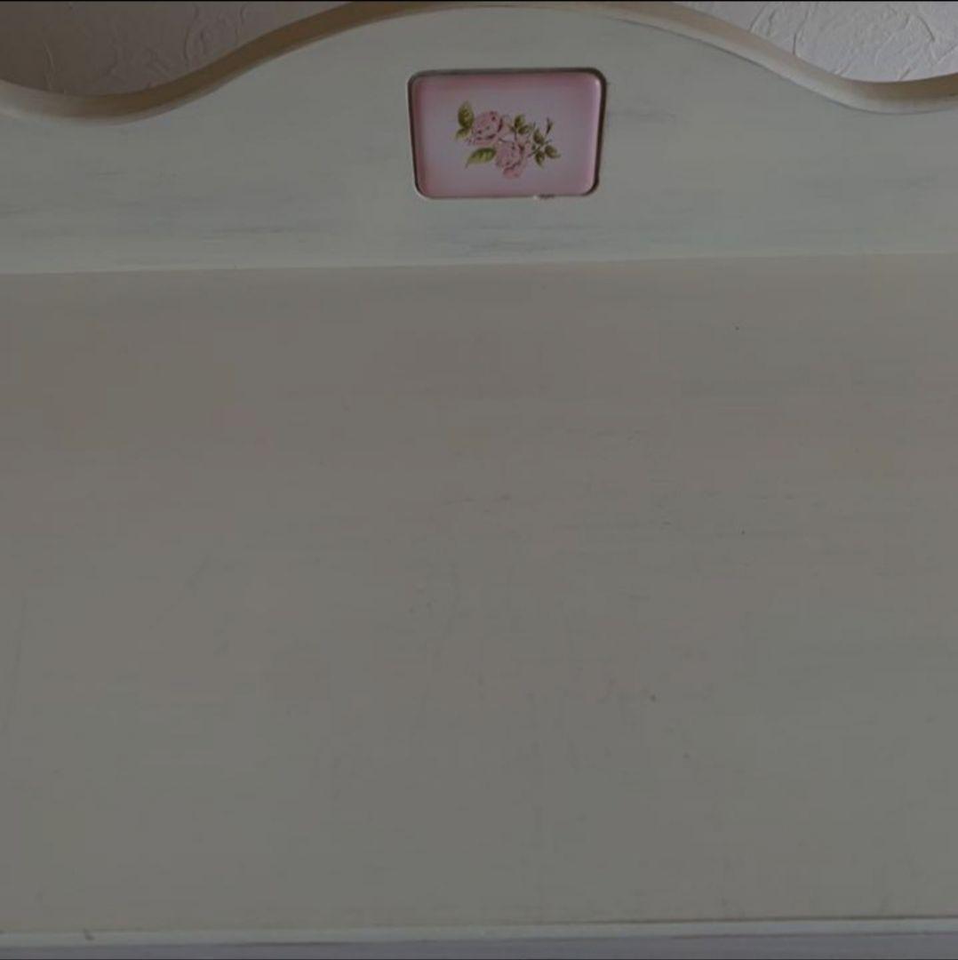 イマン、ダイアナローズ、白家具、カントリー家具フレンチカントリー家具キャビネット