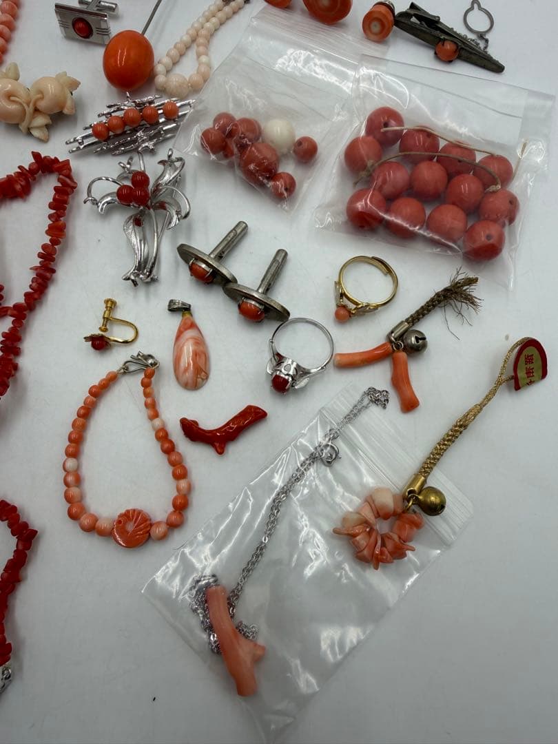 珊瑚　赤珊瑚　珊瑚風　アクセサリー　大量　約280g