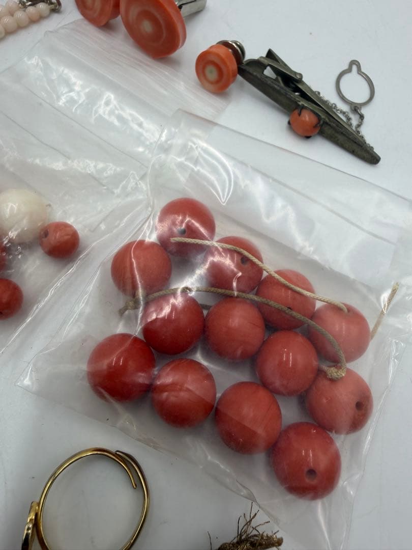 珊瑚　赤珊瑚　珊瑚風　アクセサリー　大量　約280g