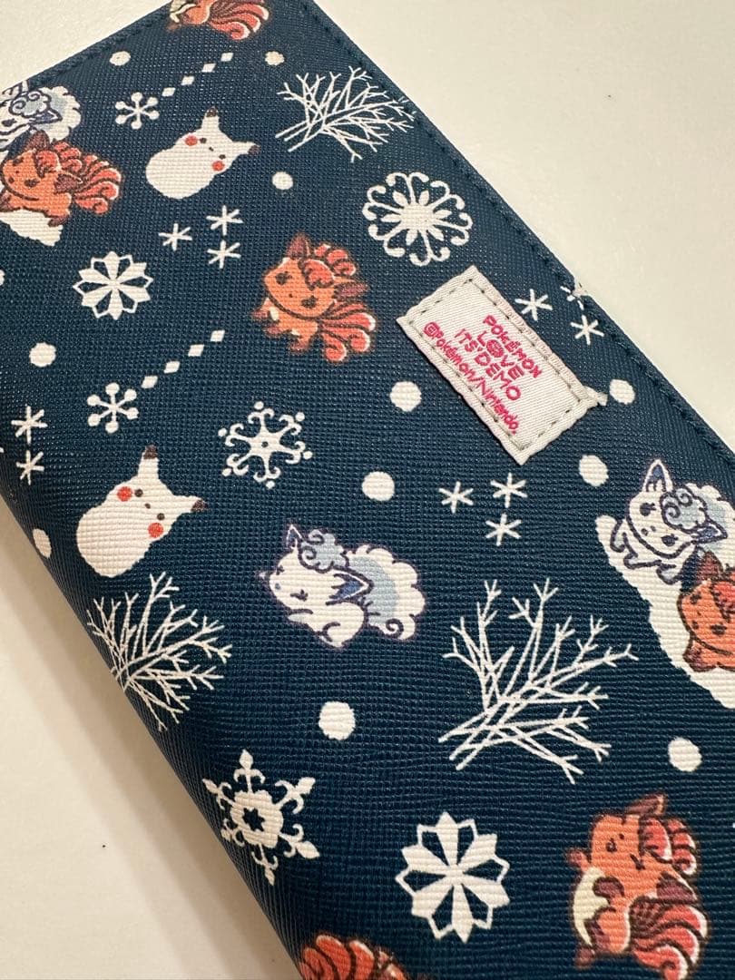 イッツデモ ポケモン ロコン長財布 - メルカリ