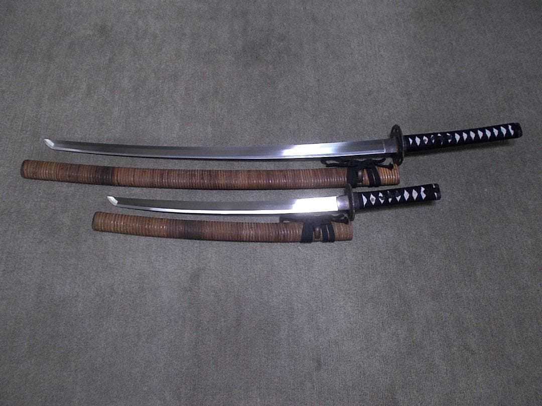 模造刀 居合刀 日本刀全長102cm1289g 67.5cm801g 鉄鍔 竹編