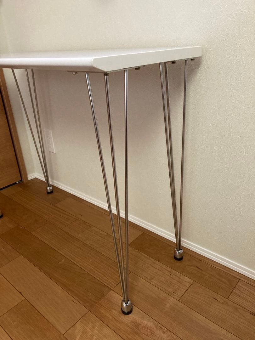 スチールレッグ　アイアンレッグ　デスク　テーブル　モダン　ミッドセンチュリー