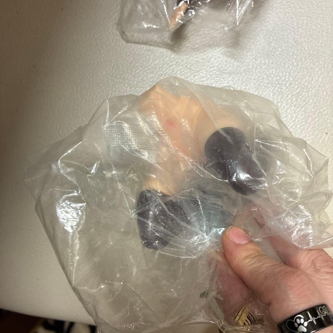 紫髪女性キャラクター フィギュア