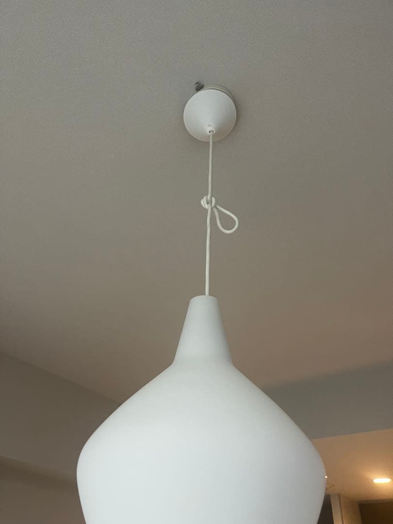 シプリ ペンダントランプ　ホワイト ペンダントライト