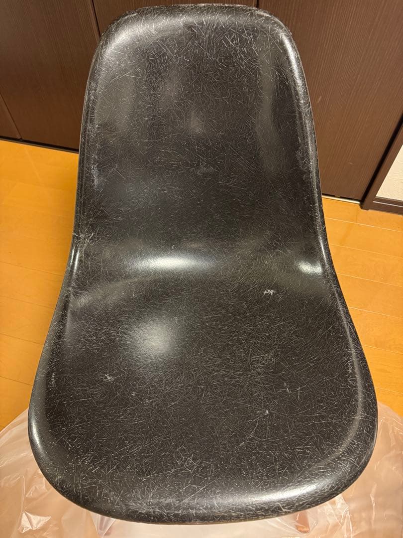 G*8様 Herman Miller イームズ シェルチェア 黒 FRP ヴィン