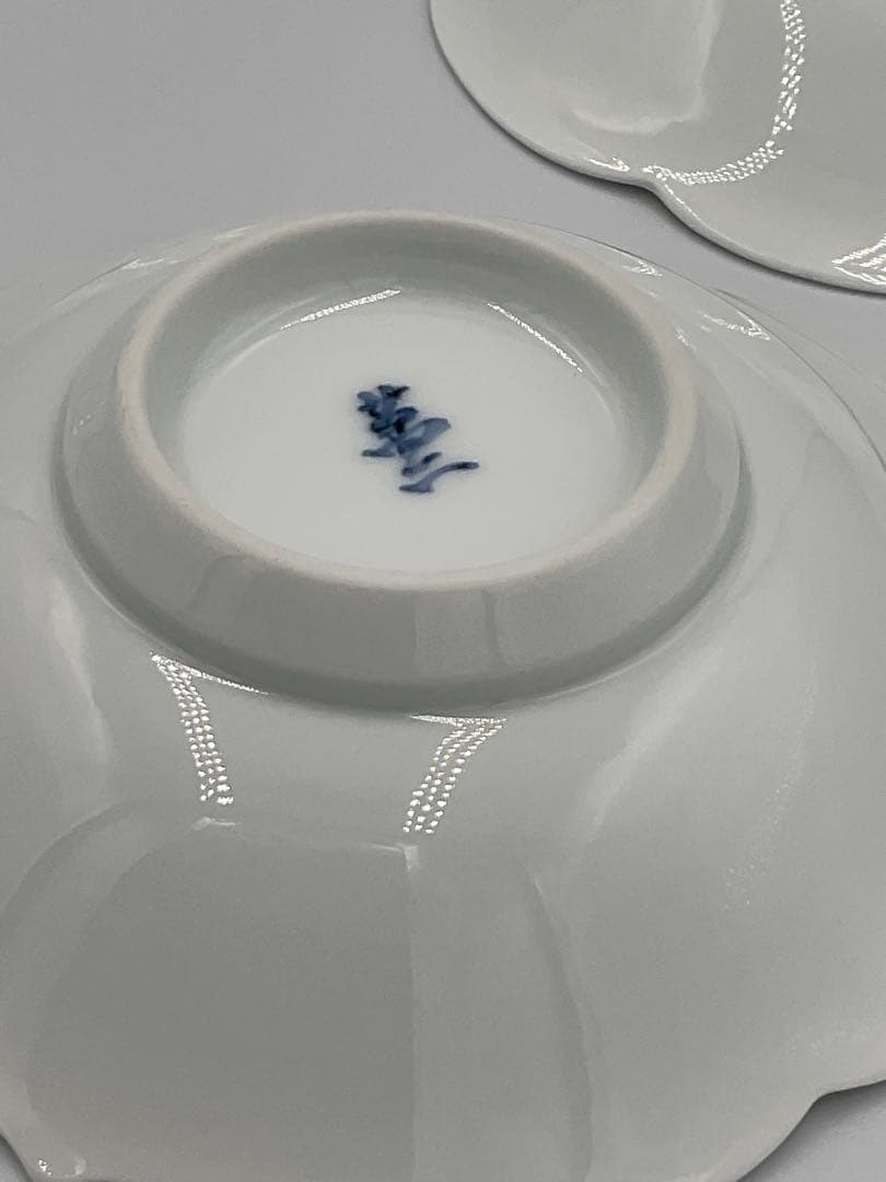 井上萬二　皿　鉢　白磁紫牡丹