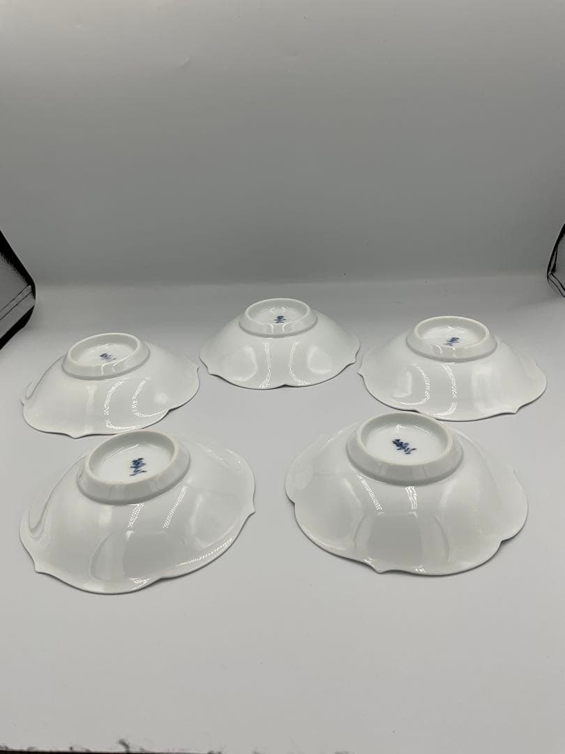 井上萬二　皿　鉢　白磁紫牡丹