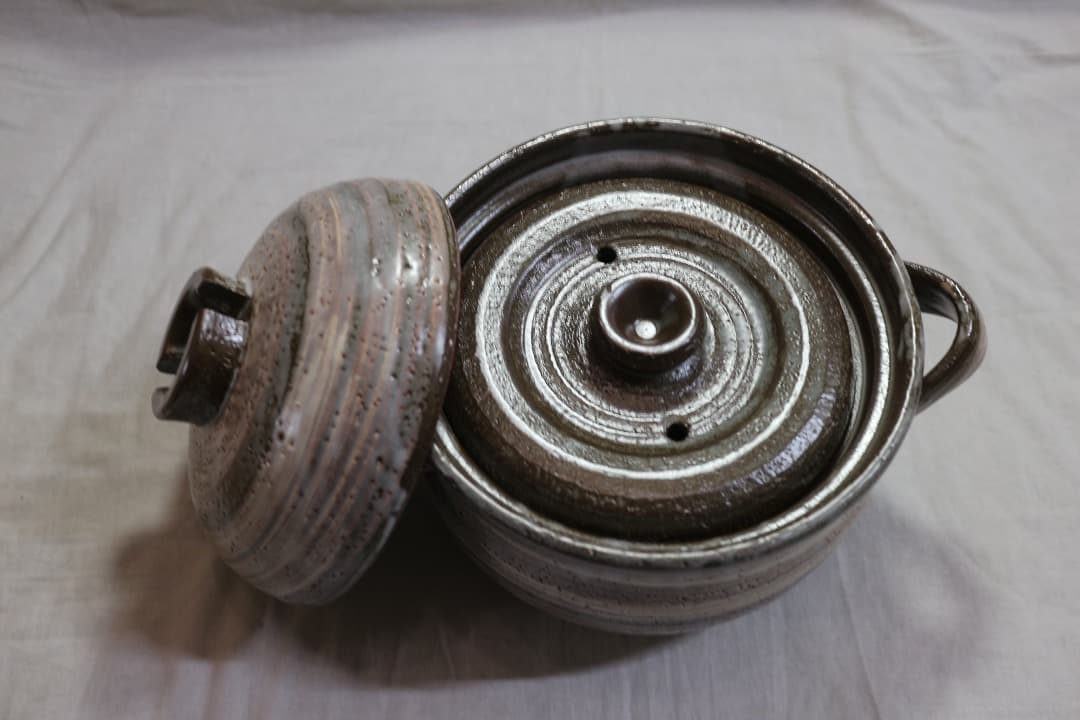 未使用 たち吉 白刷毛目 土鍋 ご飯鍋 3合炊き 元箱有り