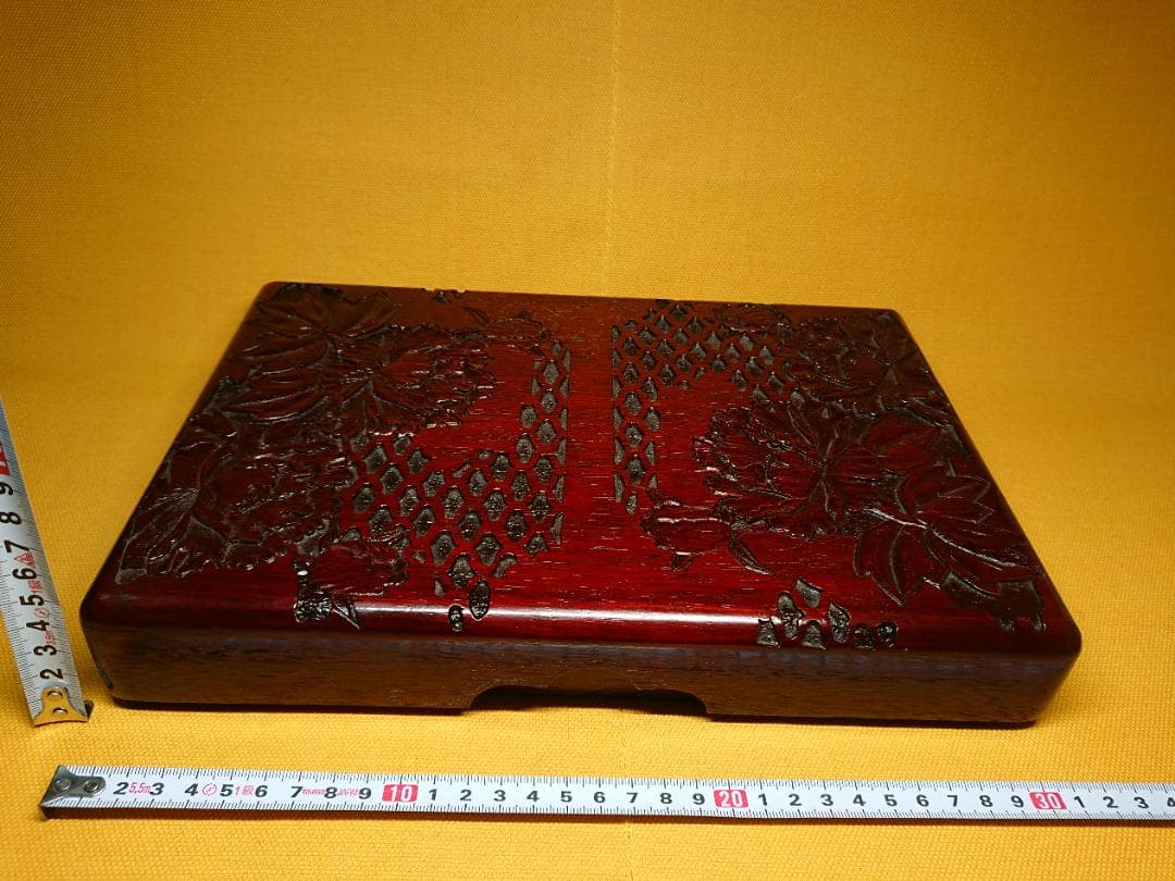 木彫　文箱　小物入れ　牡丹　木製　置物　インテリア　工芸品　美術品　A1466