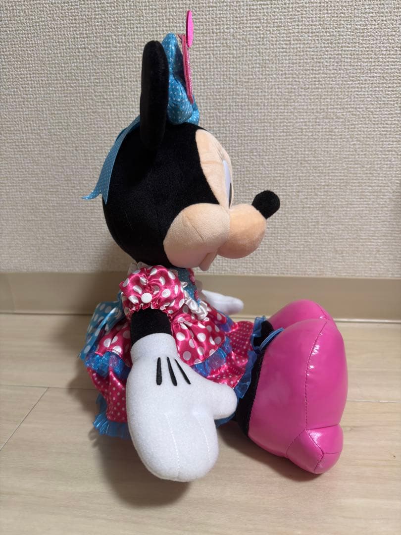 ディズニーパルパルーザ ミニーぬいぐるみ 2024