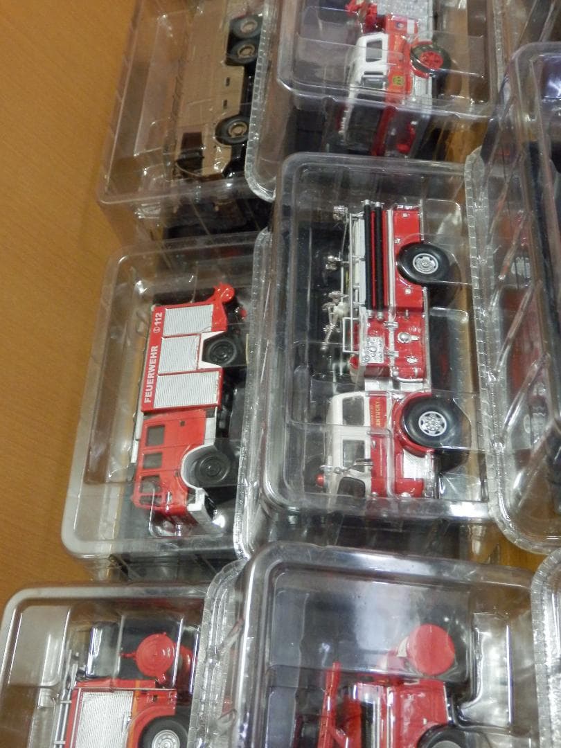 ★新品❤️１０個❤️世界の消防車★大量★ミニカーセット★週刊★デルプラド