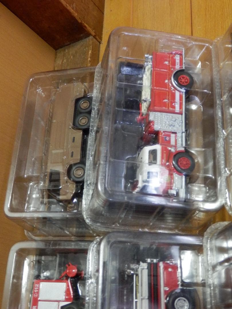 ★新品❤️１０個❤️世界の消防車★大量★ミニカーセット★週刊★デルプラド
