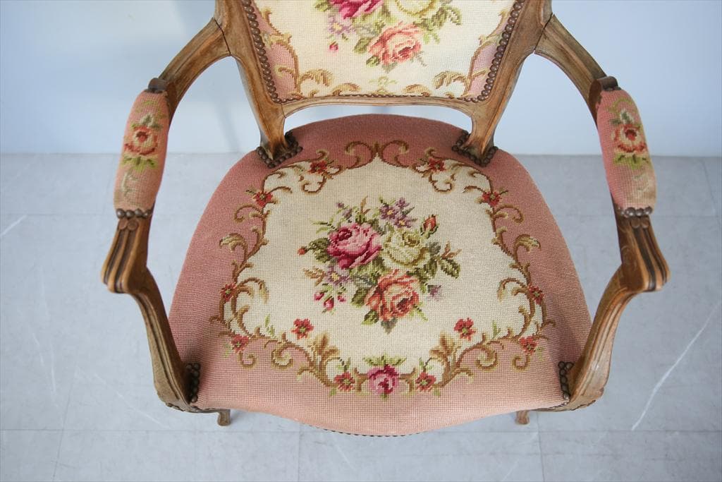 フランスアンティーク猫脚サロンチェア/木製肘掛けイス/アームソファ(89-46)