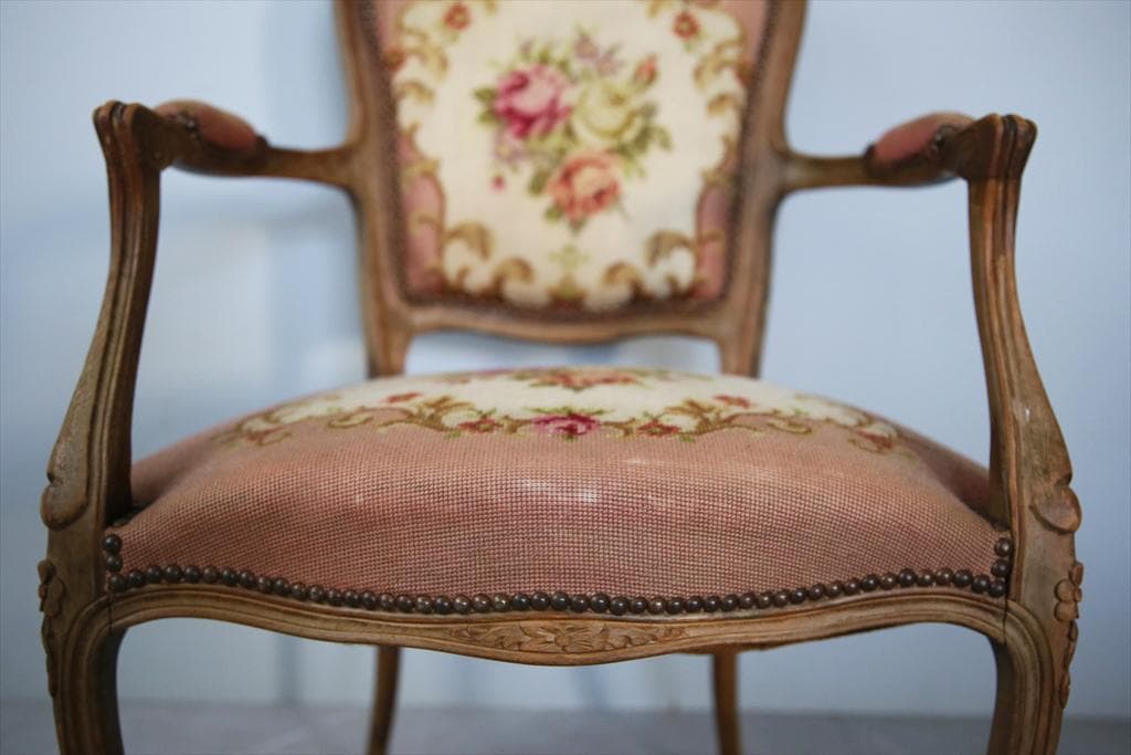 フランスアンティーク猫脚サロンチェア/木製肘掛けイス/アームソファ(89-46)