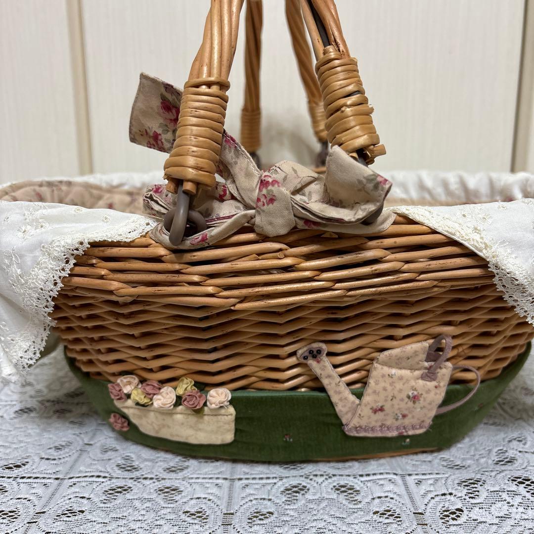 マニー　コラージュバスケット