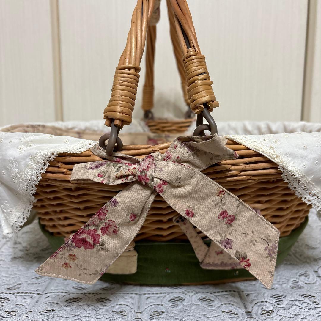 マニー　コラージュバスケット