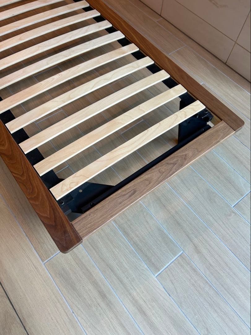 無印良品　木製すのこセミシングルベッドフレーム　ウォールナット