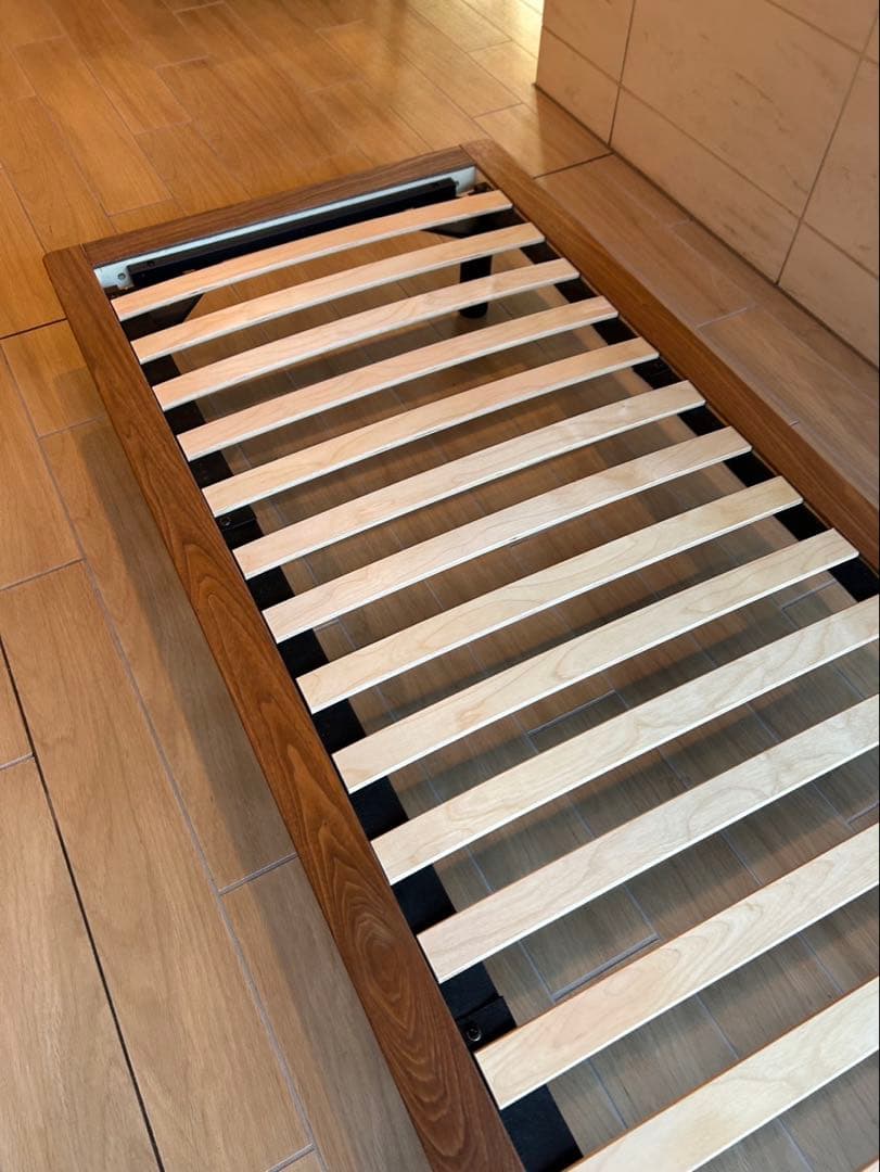 無印良品　木製すのこセミシングルベッドフレーム　ウォールナット